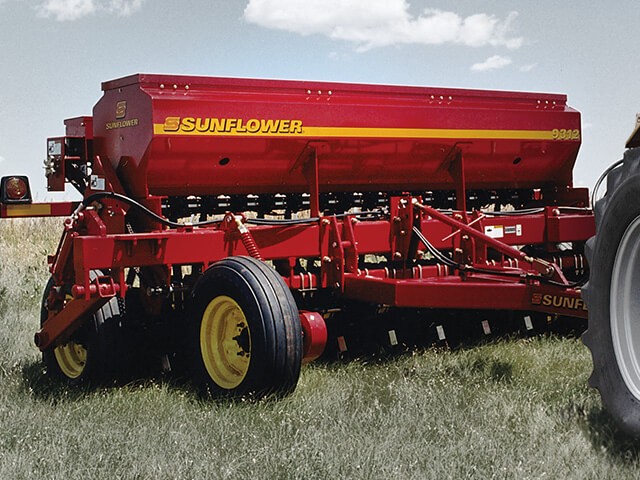 Sunflower equipment 9312 wheel grain drill