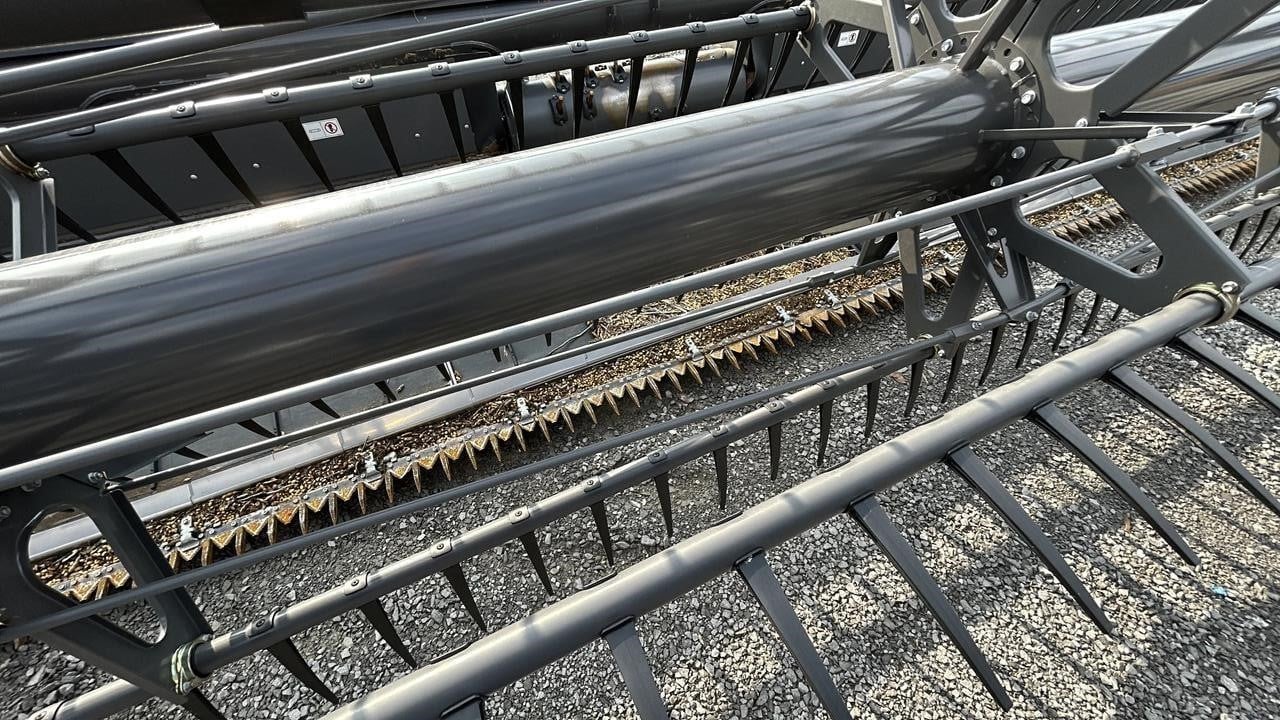 2022 Gleaner 9335