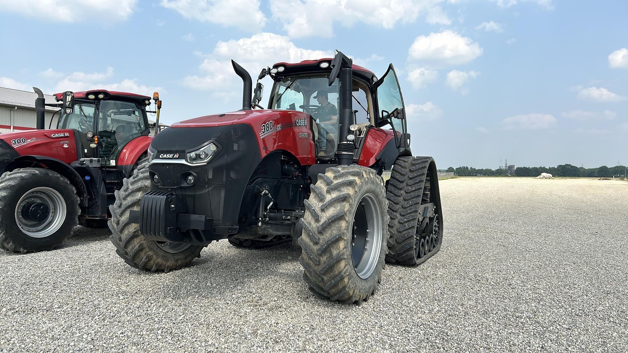 2022 Case Ih MAGNUM 380 ROWTRAC CVX