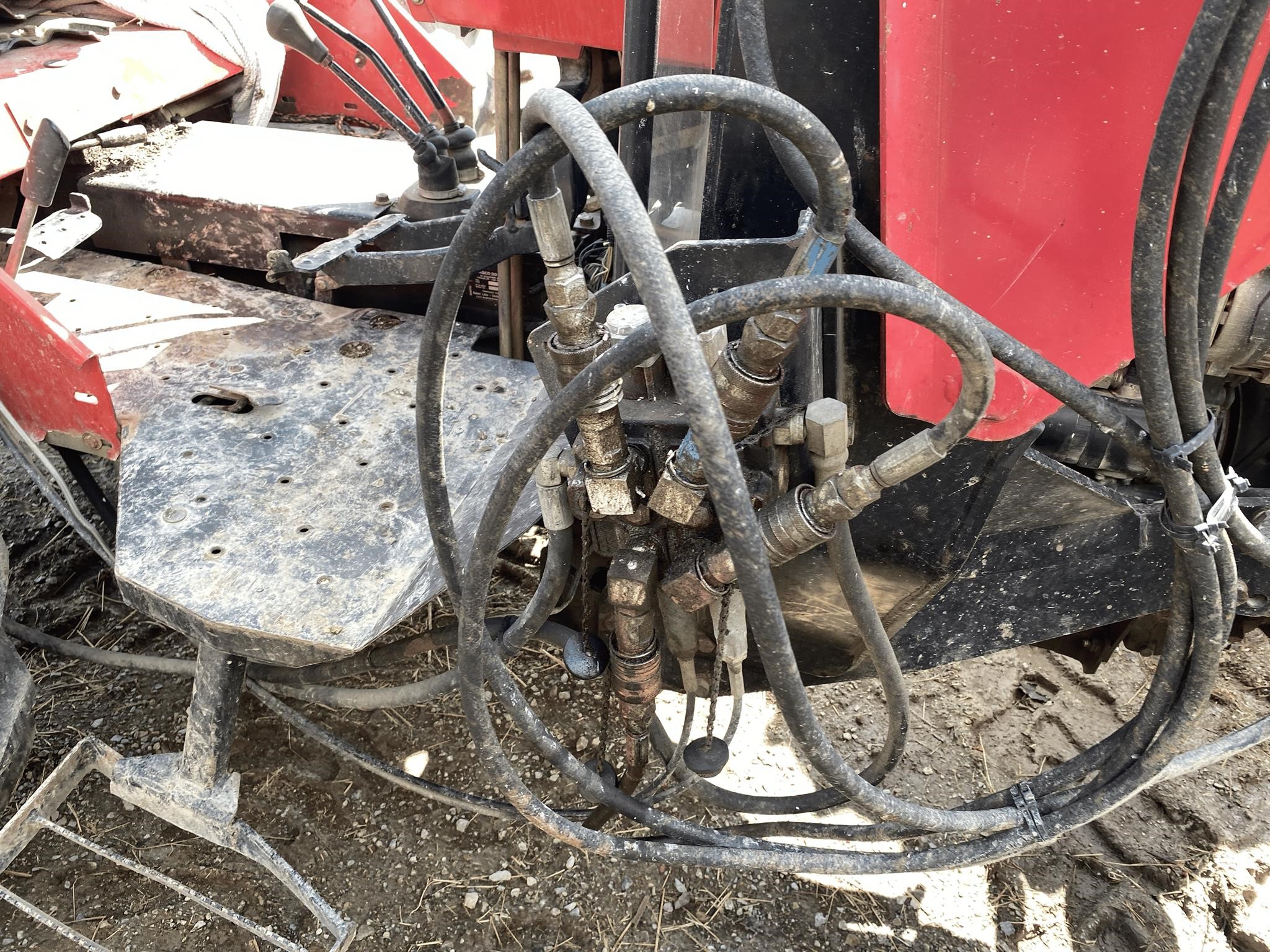 2004 Massey Ferguson 492