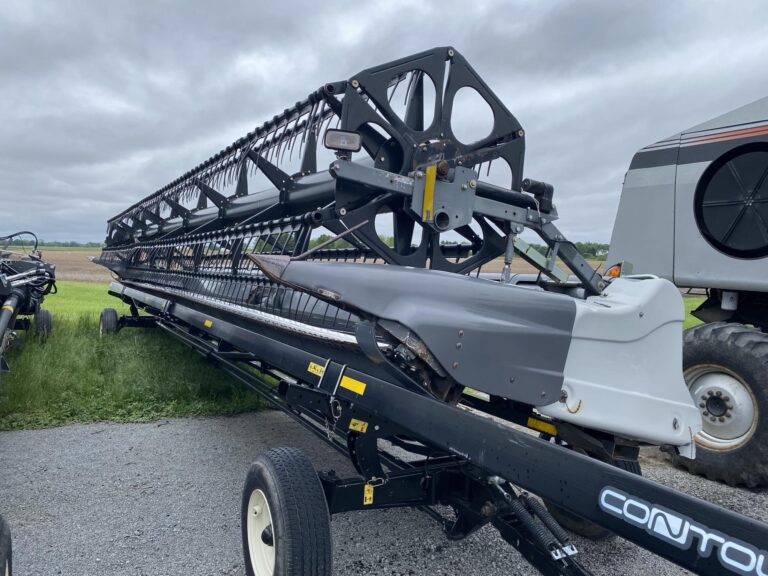 2010 Gleaner 9250