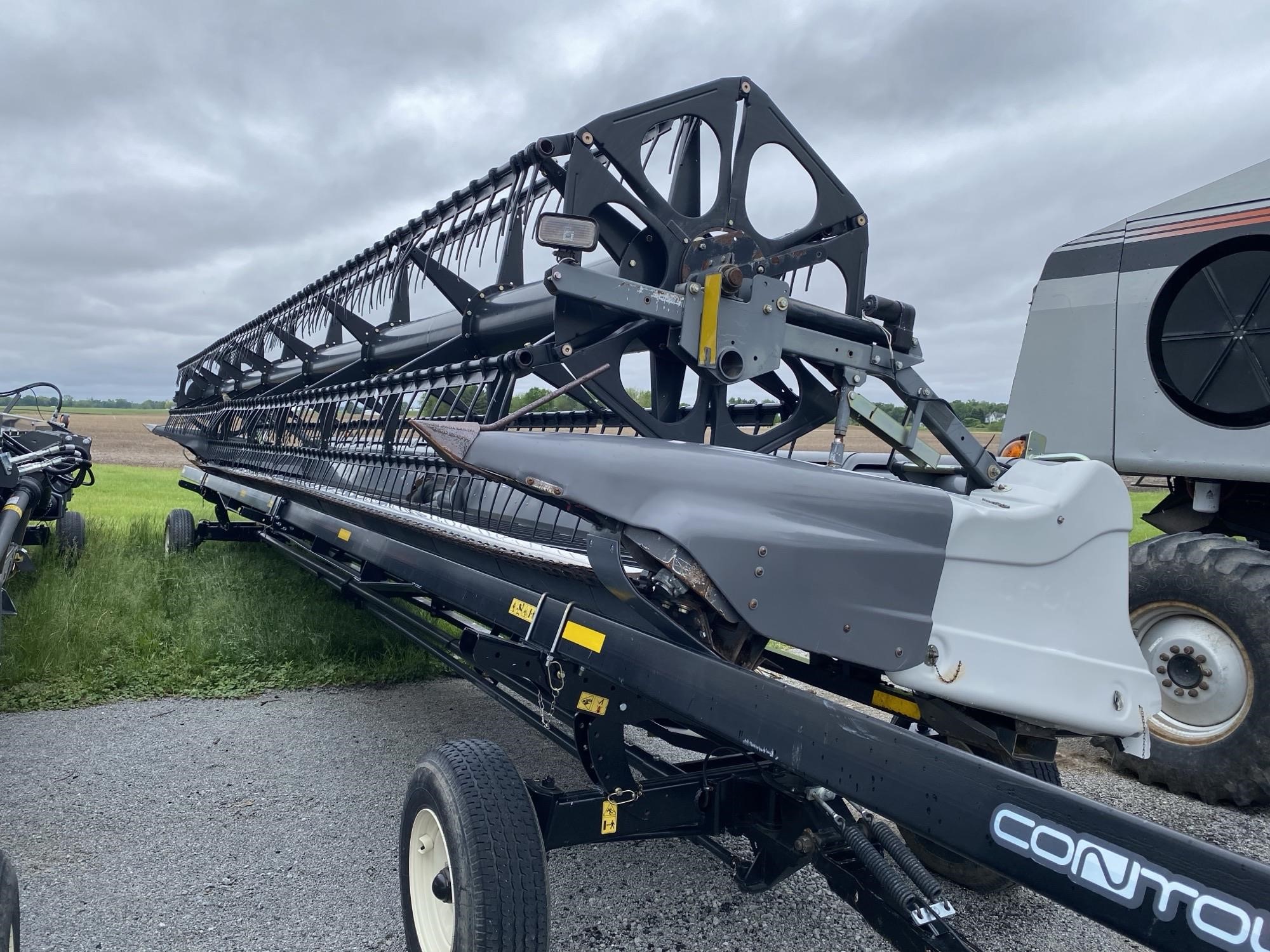 2010 Gleaner 9250