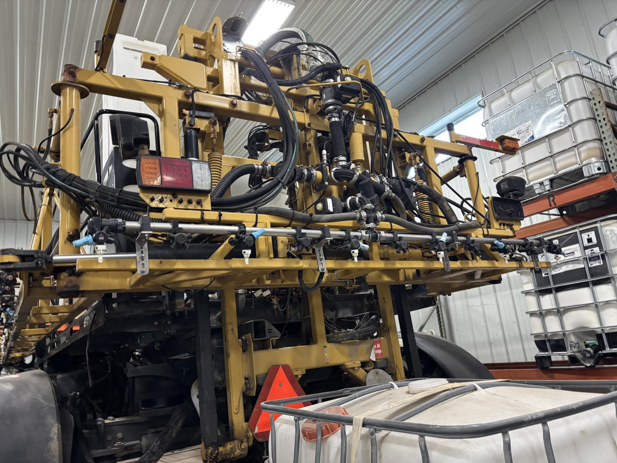 2015 Rogator RG1100B