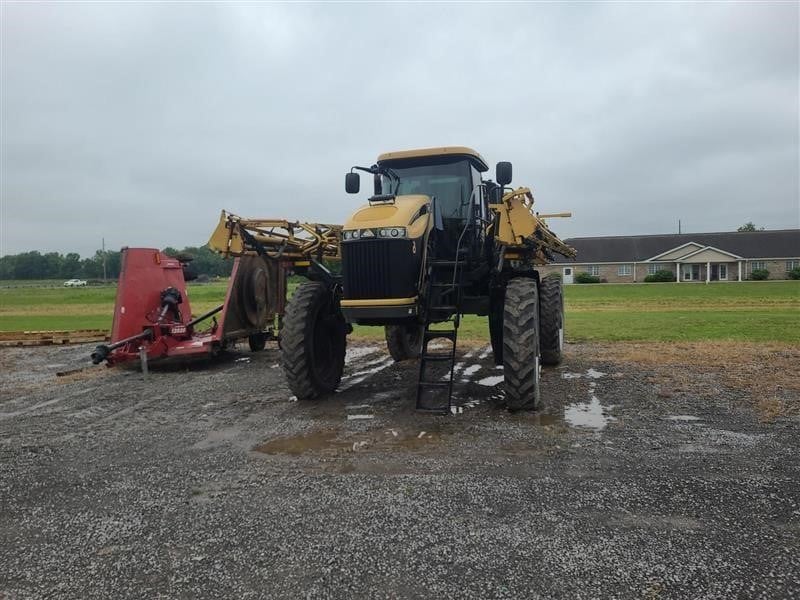 2012 Rogator RG1100