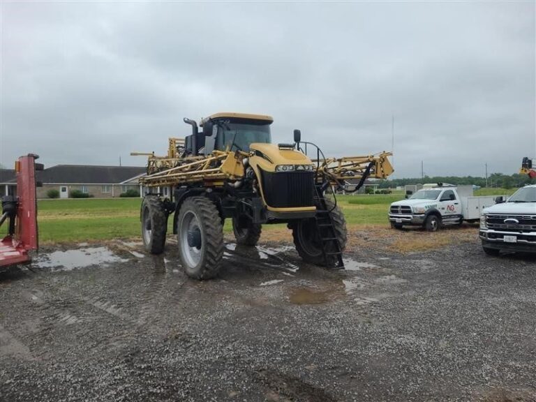 2012 Rogator RG1100