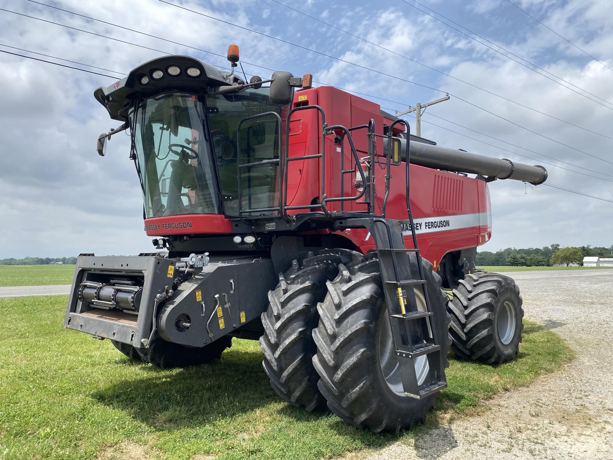 2015 Massey Ferguson 9545