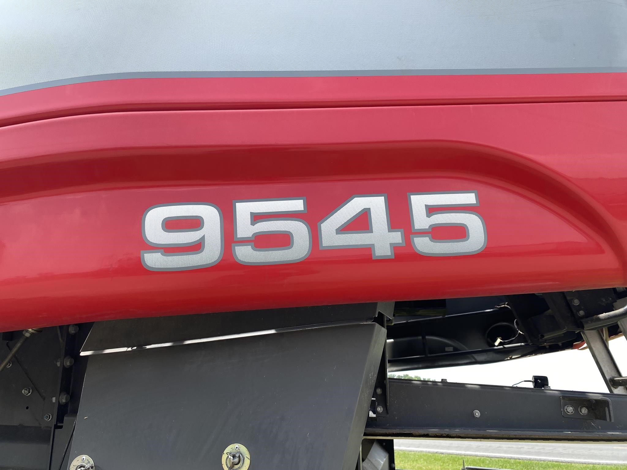2015 Massey Ferguson 9545
